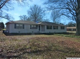 1715 Edgewood St SW, Decatur, AL 35601