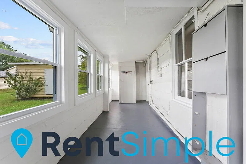 1 bed, 1.0 bath, 844 sqft, $1,045 — Photo 4