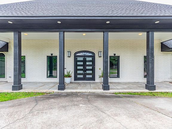 4th image of 1380 Thomas Rd