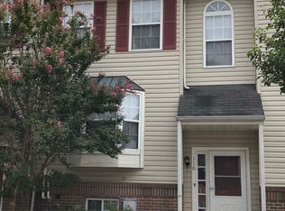 110 Three Rivers Dr, Newark, DE 19702