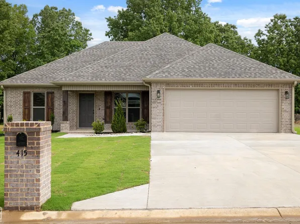 415 Gia St, Bono, AR 72416