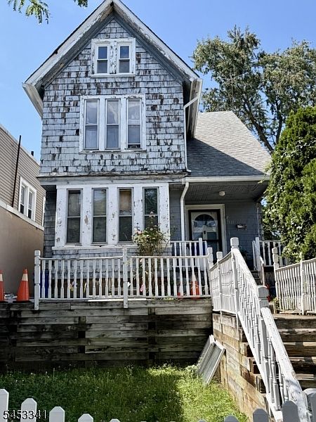 1st image of 311 N 8Th St