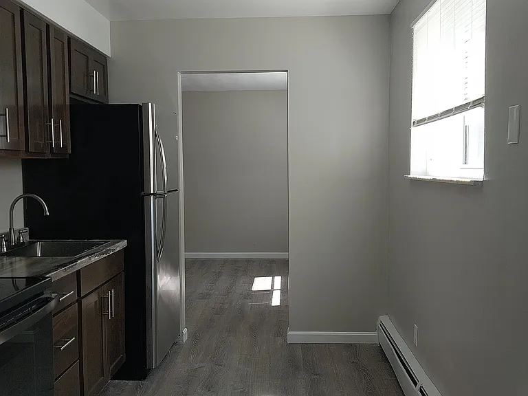 3333-3338 Epworth Ave #20 — Photo 8