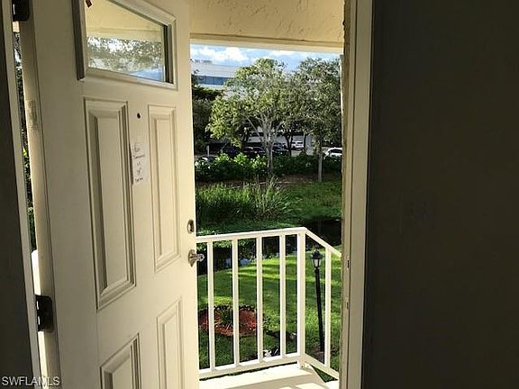2nd image of 248 Palm Dr APT 8
