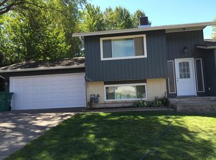 1555 N Emerald Dr, Layton, UT 84040