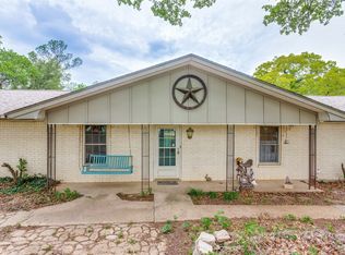 750 New Highland Rd, Springtown, TX 76082