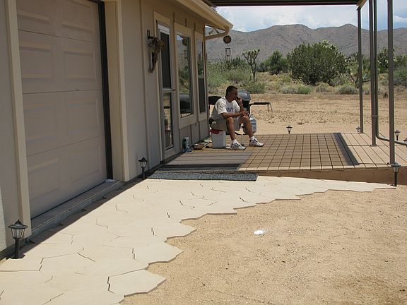 Front walkway/garage