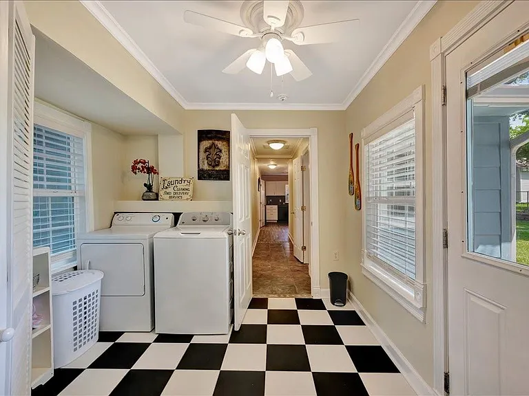 683 Water View Dr — Photo 24