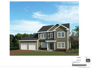 101 Corbin Rdg, Bristol, CT 06010