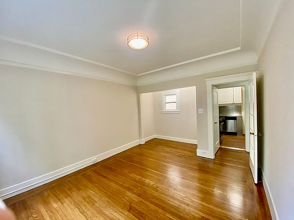 2nd image of 840 Taylor St #2