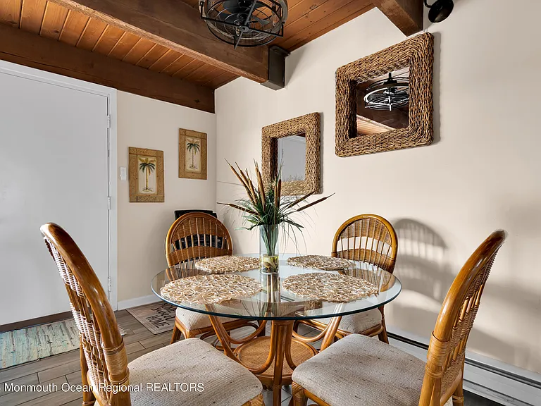 1812 Boulevard #11 — Photo 9