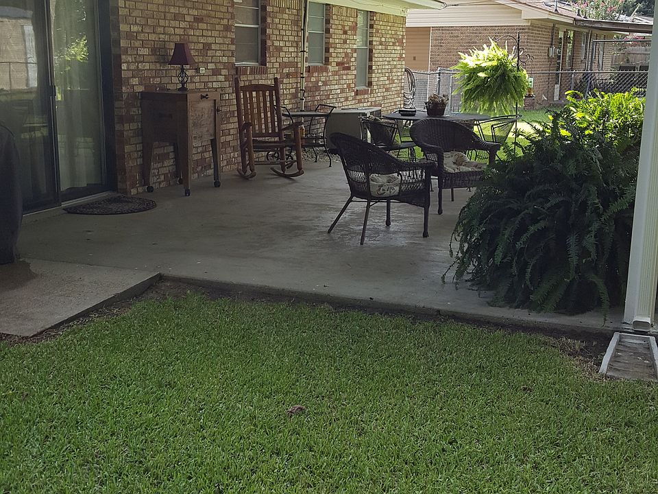 Beautiful covered patio