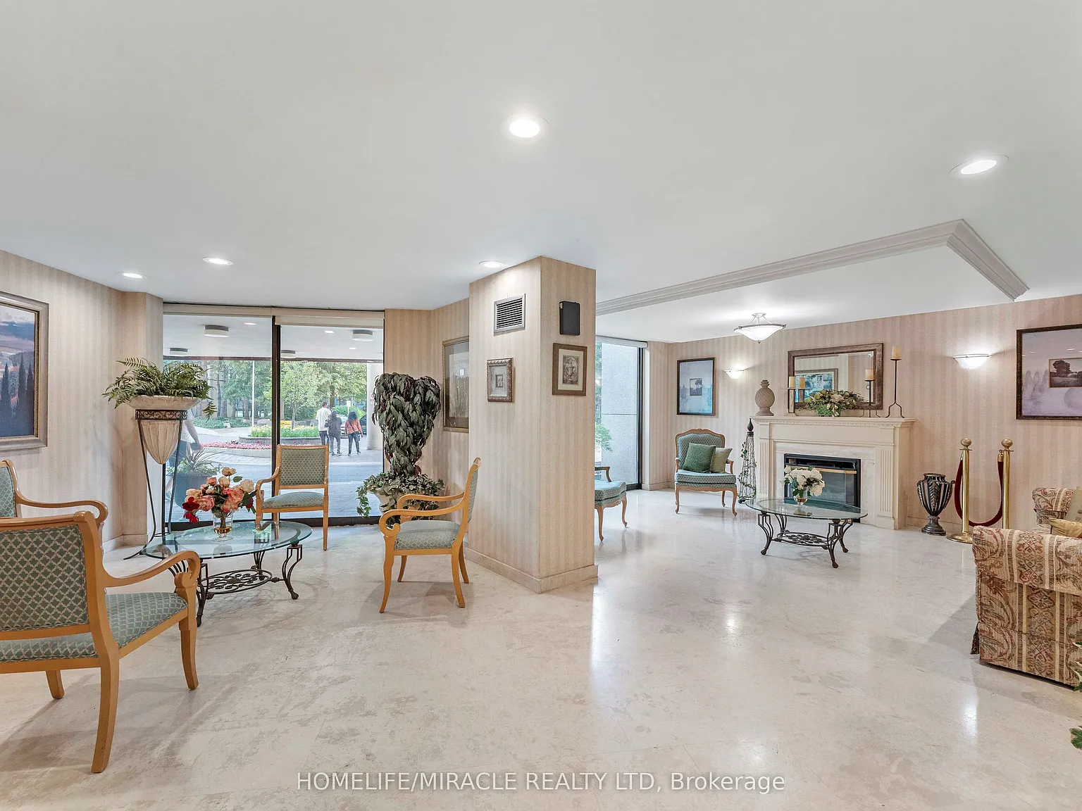 3 bed, $3,000 — Photo 3