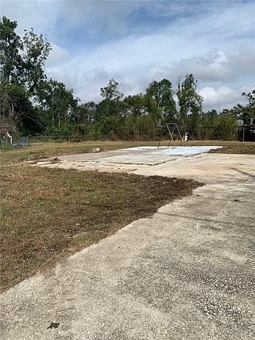 2nd image of 501 Beaugh Rd