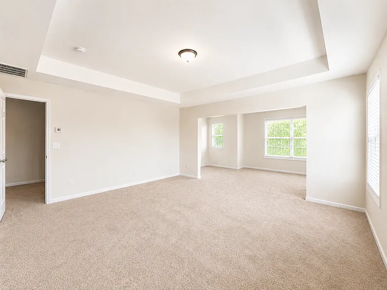 11 Phaeton Ave — Photo 17