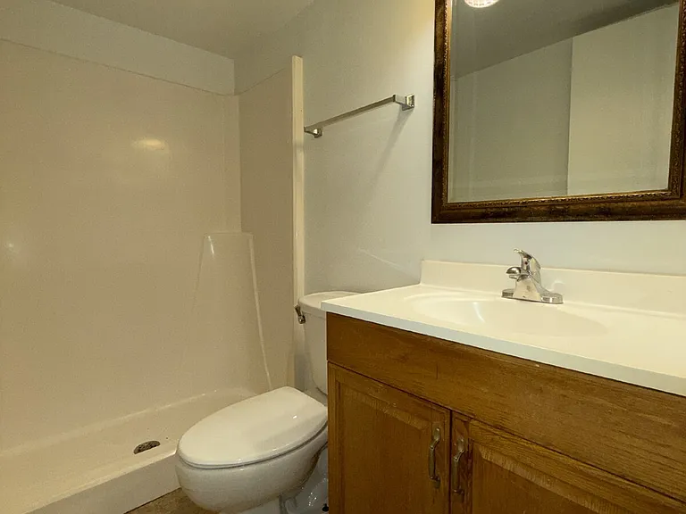 1554 University Ln #301 — Photo 7