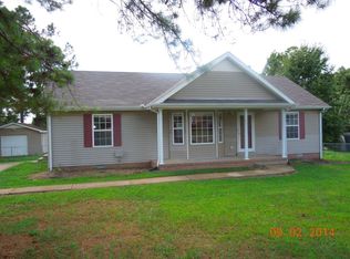 285 Patterson Cir, Mc Ewen, TN 37101