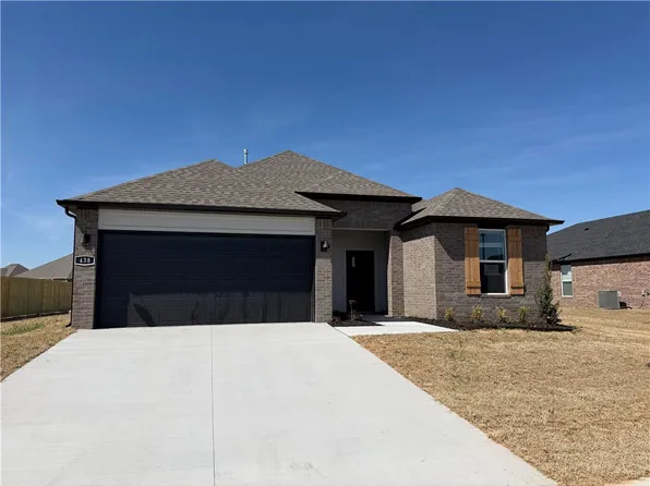 438 W Taverner Xing, Farmington, AR 72730