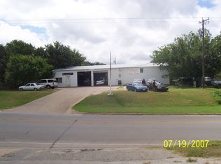 812 E Washington St, Stephenville, TX 76401