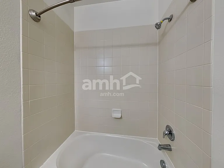 10016 Sterling Place Dr — Photo 18