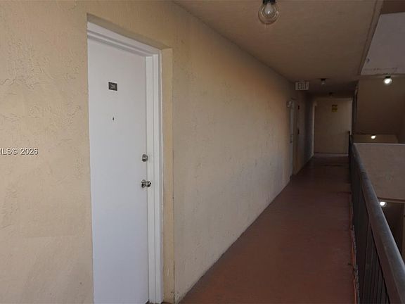 4th image of 995 SW 84th Ave APT 218