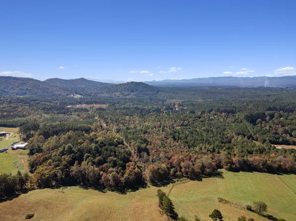 227 McAllister Rd, Copperhill, TN 37317