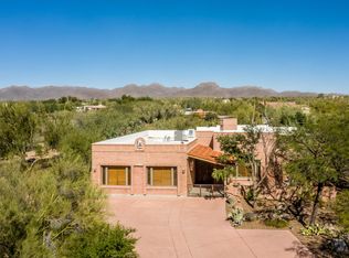 10909 N Sandra Rd, Tucson, AZ 85742