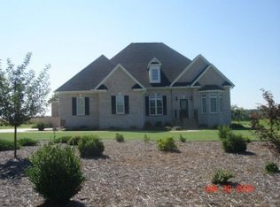 323 Oakmonte Cir, Greenwood, SC 29649