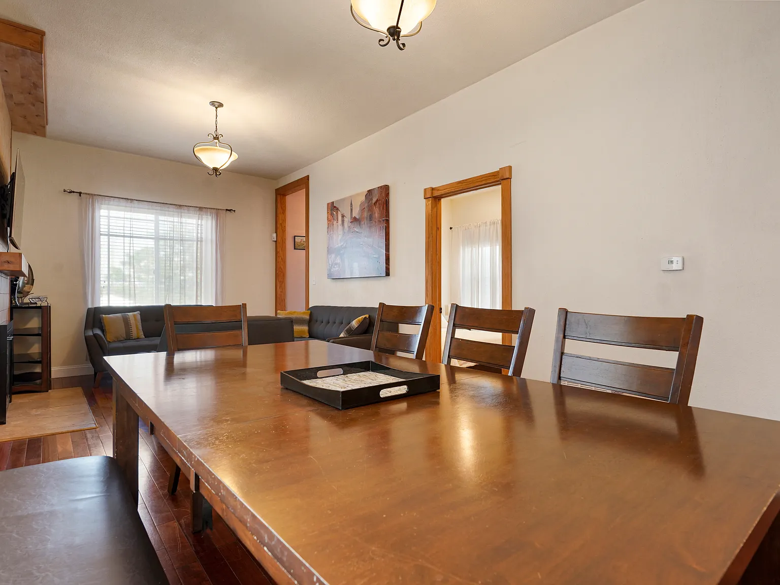 2 bed, 1200 sqft, $3,500 — Photo 4