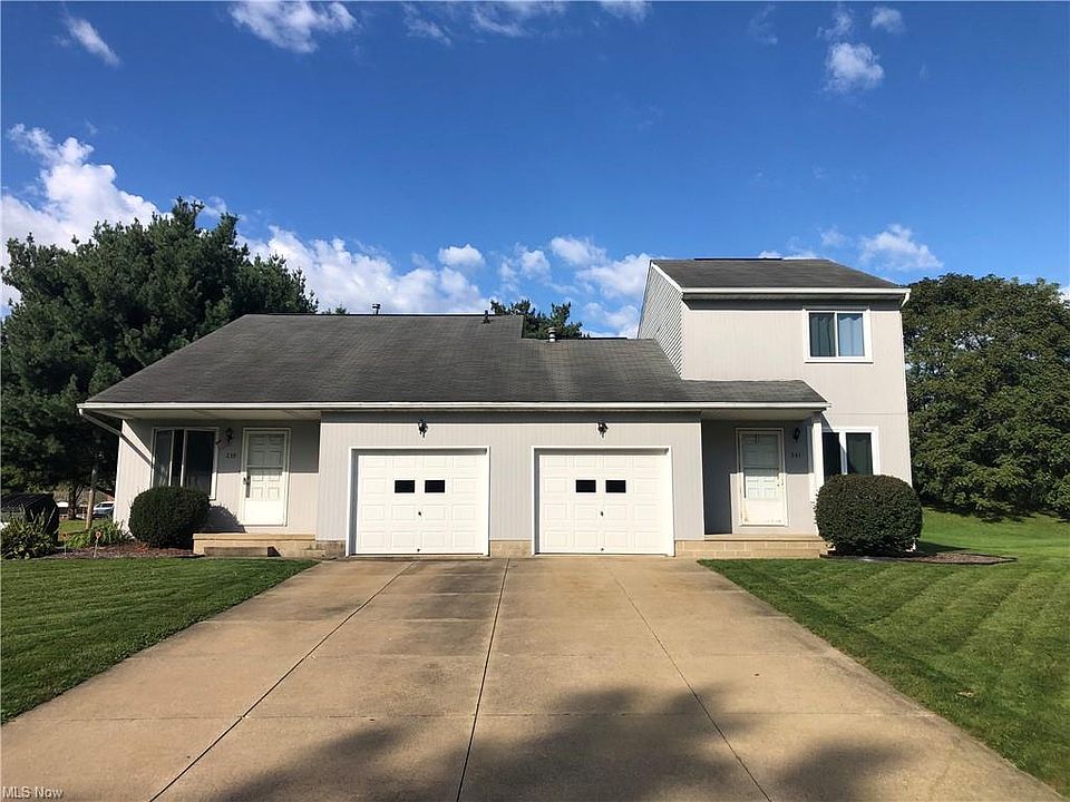 1st image of 239 Frana Clara St E