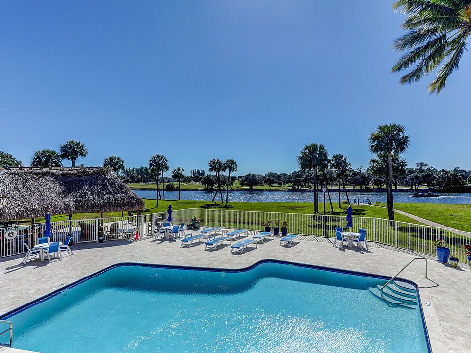 1st image of 336 Golfview Road #207