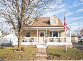 162 Oak Ln, Hightstown, NJ 08520