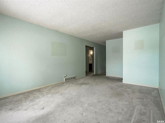 5th image of 191 Elmview ROAD