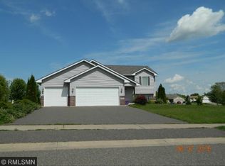 28335 Lakeside Way, Lindstrom, MN 55045