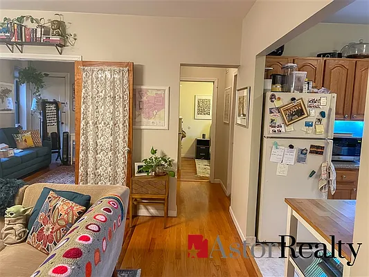 Rented by Astor Realty | media 35