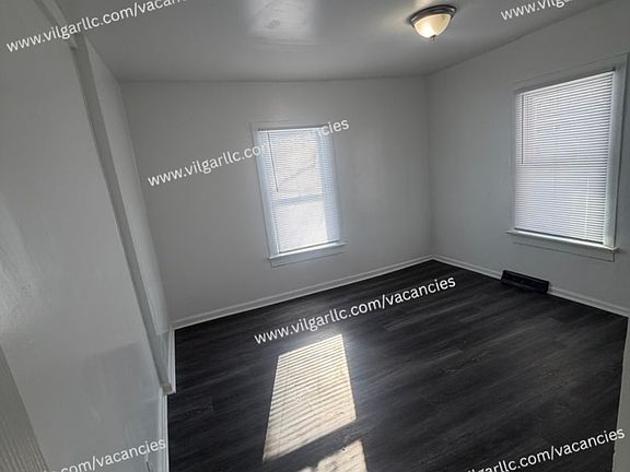 5th image of 3808 Alabama St