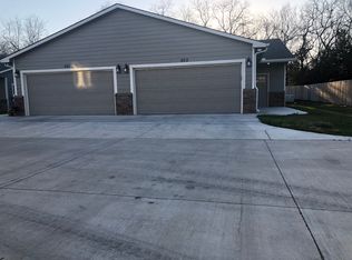 1149 N Main St APT 502, Andover, KS 67002