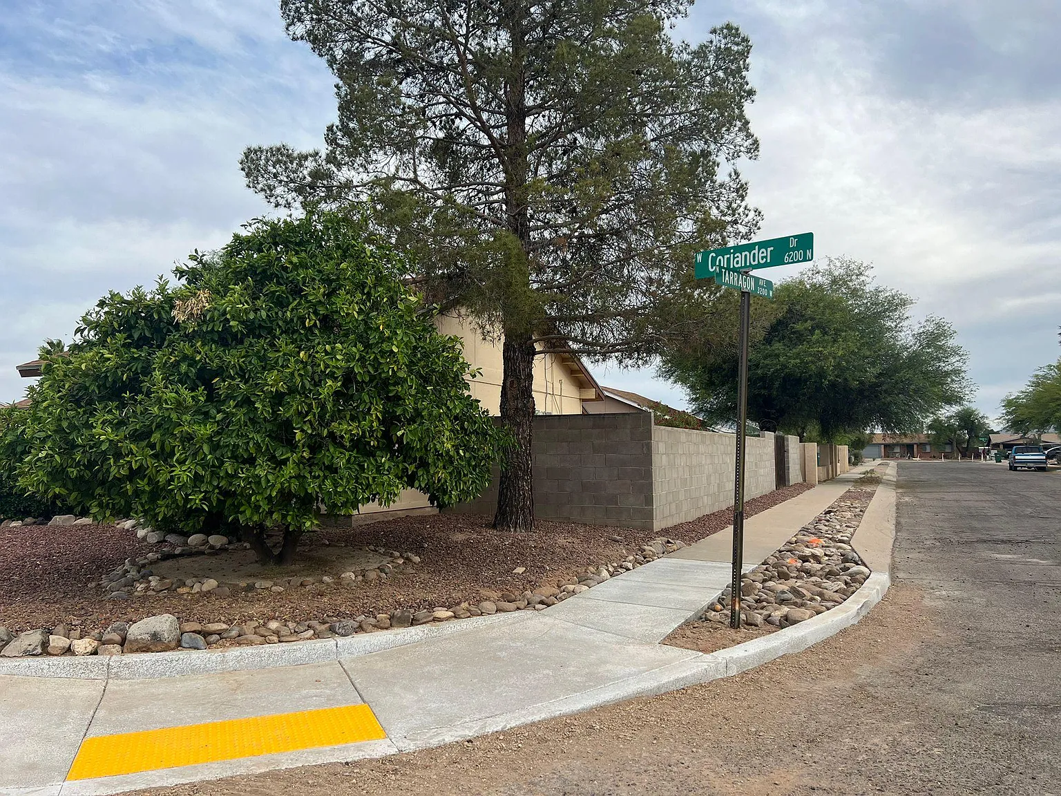 3 bed, 1310 sqft, $2,500 — Photo 4