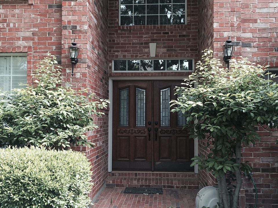2nd image of 2817 Aberdeen Dr