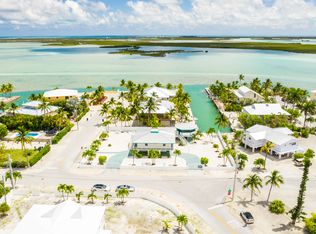 16680 E Point Dr, Sugarloaf Key, FL 33042