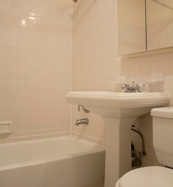 1st image of 248 E 32nd St #4F