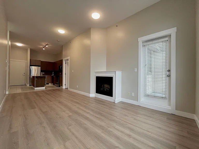 10822 City Pkwy #406 — Photo 14