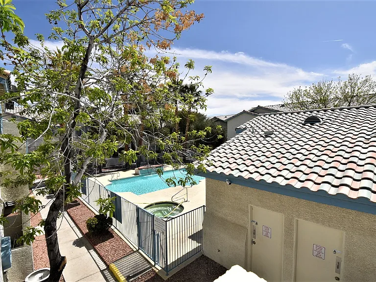 4960 Harrison Dr #233 — Photo 17