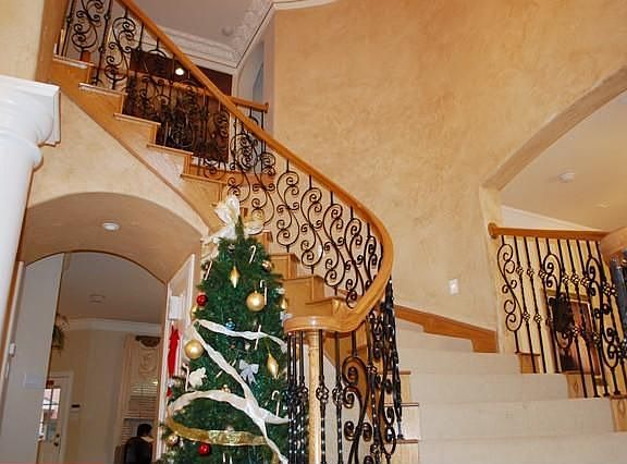 3rd image of 3848 W Pioneer Dr