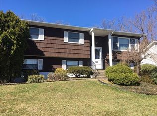 172 Hardwood Dr, Orangeburg, NY 10962