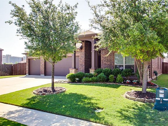 4th image of 15640 Carlton Oaks Dr
