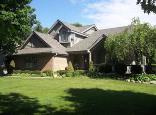 5404 Ridge Trl N, Clarkston, MI 48348