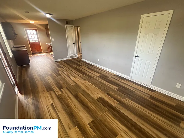 872 Western Park Dr — Photo 7