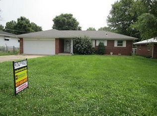 2404 S Clay Ave, Springfield, MO 65807