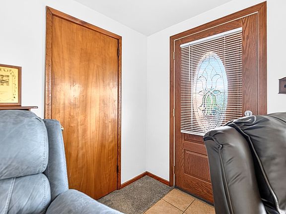 5th image of 195 Lacock St